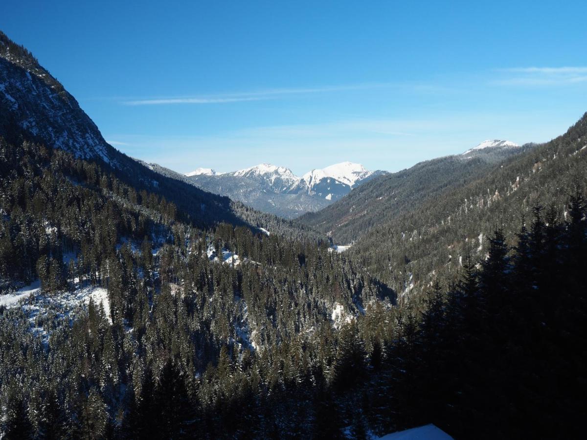 Abendrot-Tirol Apartment Берванг Екстериор снимка